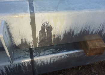 Preventing seasonal wet storage stain on galvanized products