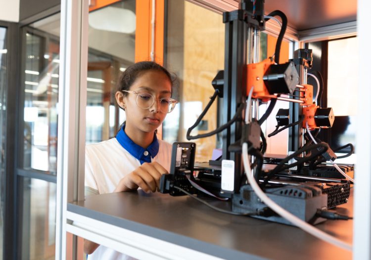How Victoria University is pioneering the use of 3D printing in health research and engaging students in STEM