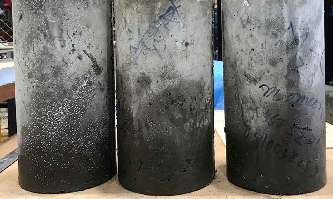 Concrete made using rubber aggregate from discarded tyres