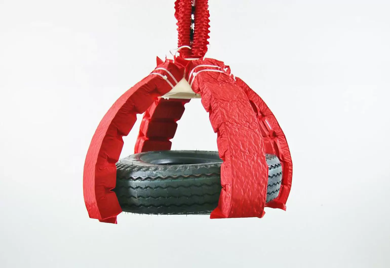 Soft robots gain superpowers thanks to these cheap yet strong "muscles"