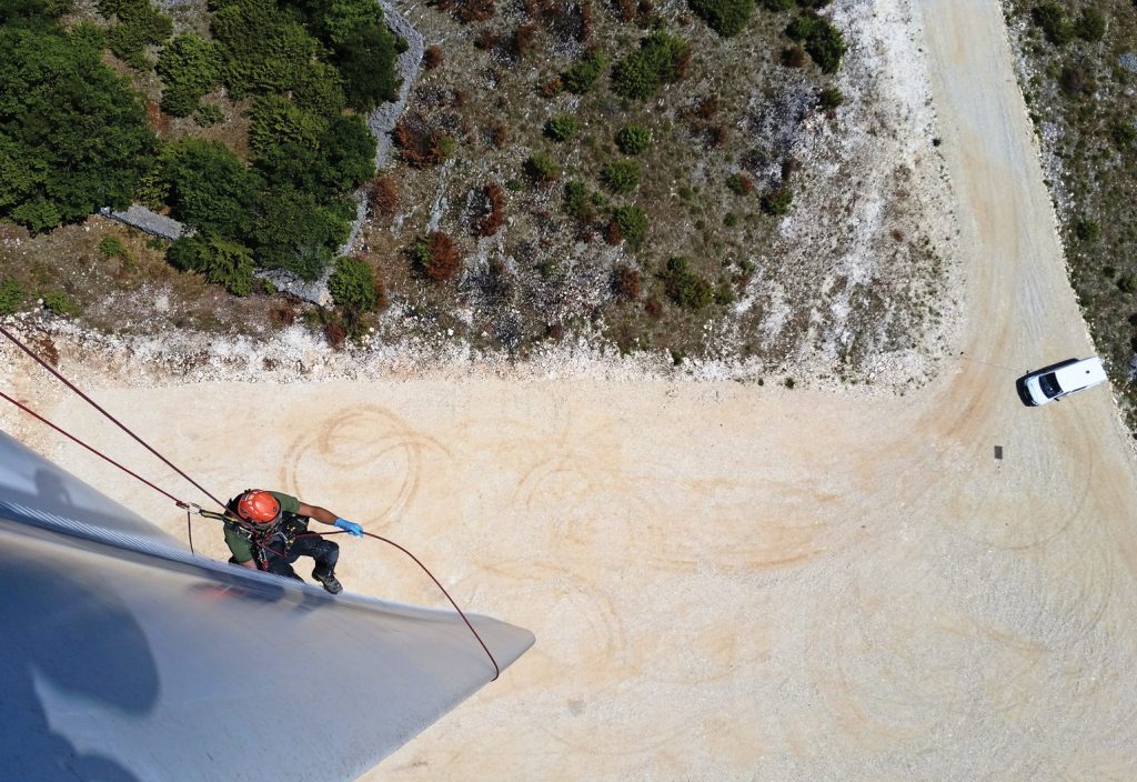 Drones, abseiling and 3D modelling give engineers a new view on structural audits