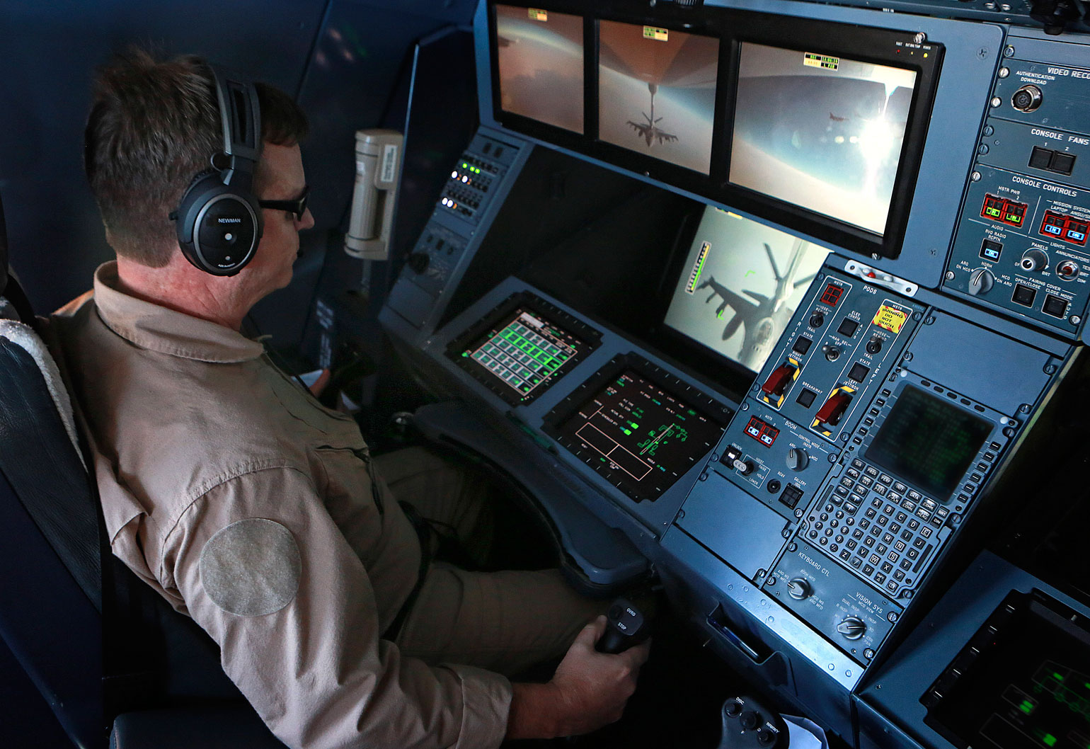New technology adds air refuelling to RAAF abilities