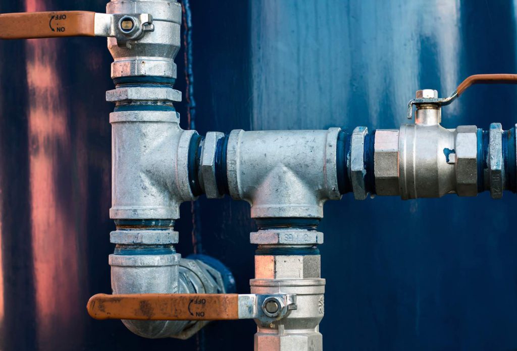 AI finds leaks and cracks in pipes