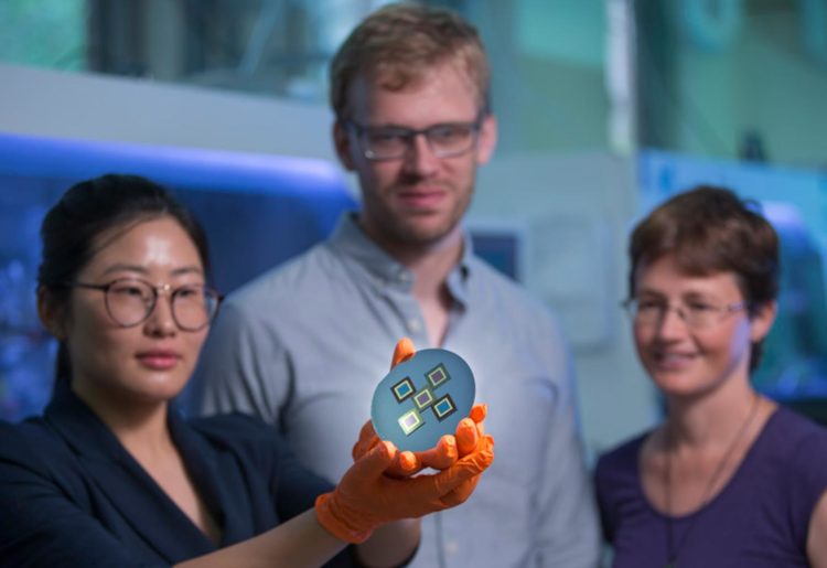 tandem solar cells