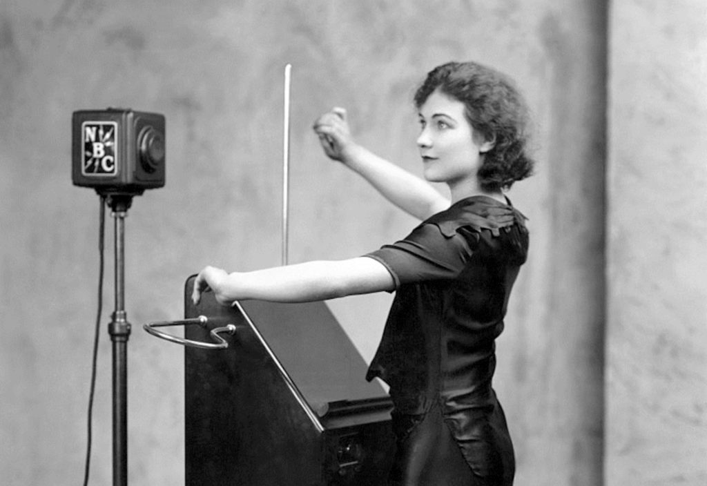 Alexandra Stepanoff playing the theremin on NBC Radio, 1930 (Wikimedia Commons)