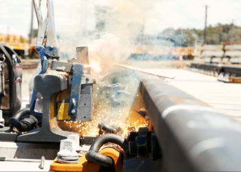 Diploma plugs the skills gap in rail track engineering