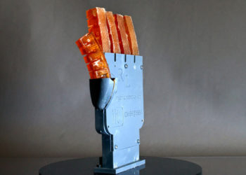 Cornell University researchers have produced a 3D-printed hand with hydraulically controlled fingers that can cool itself by sweating. (Image: Cornell)