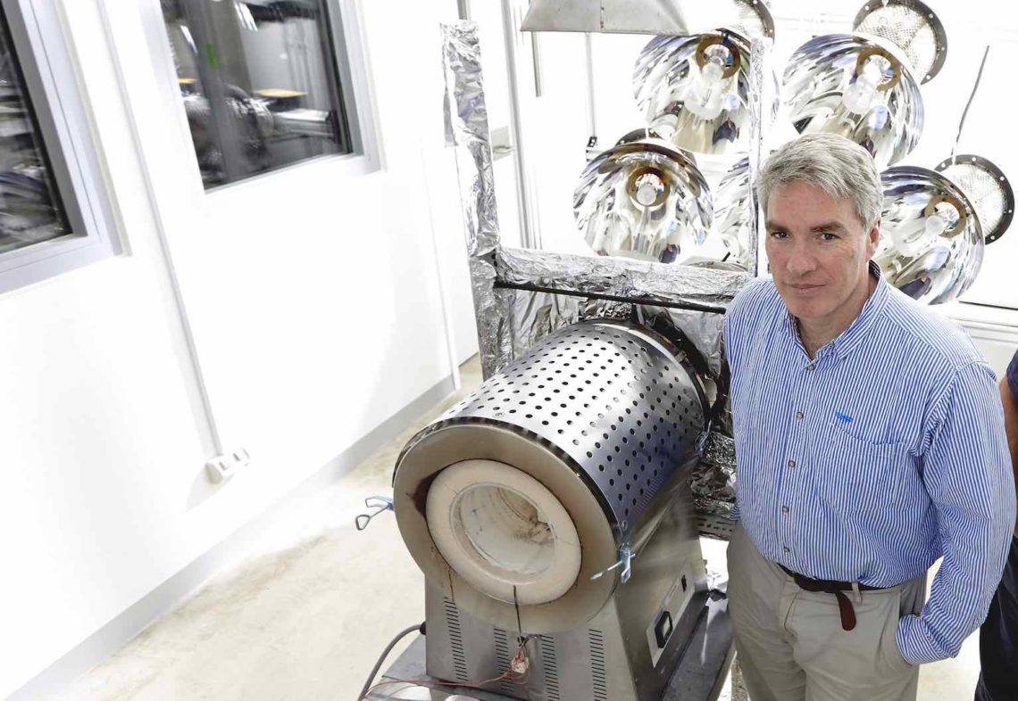 Australian team tackles the costs of ‘space-shipping’ to the moon