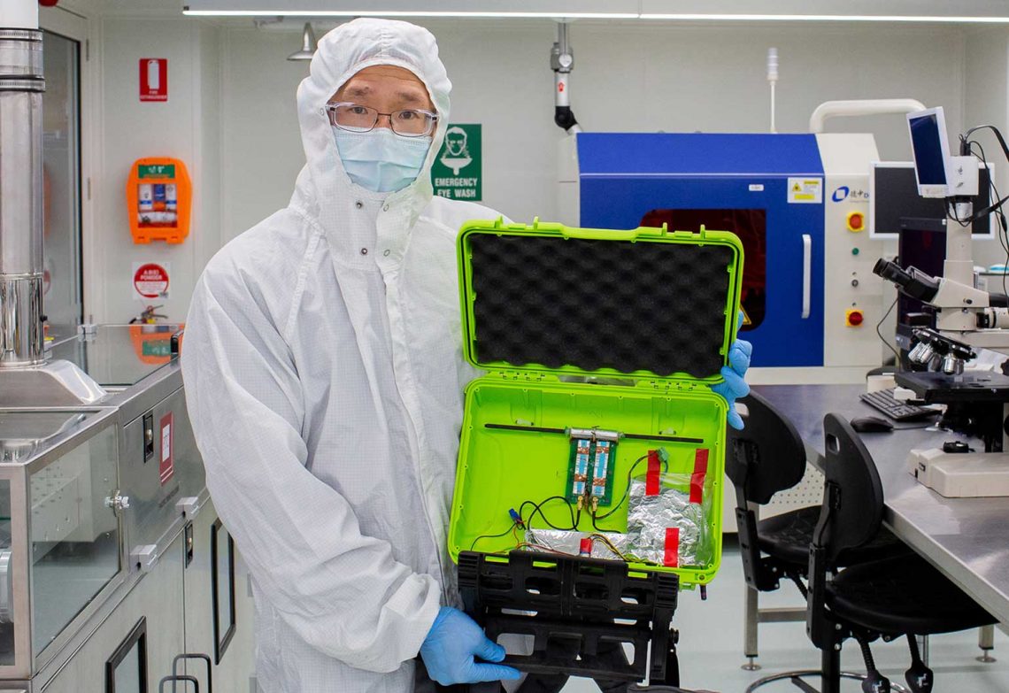 The prototype device, known as MAPrad, in the lab.