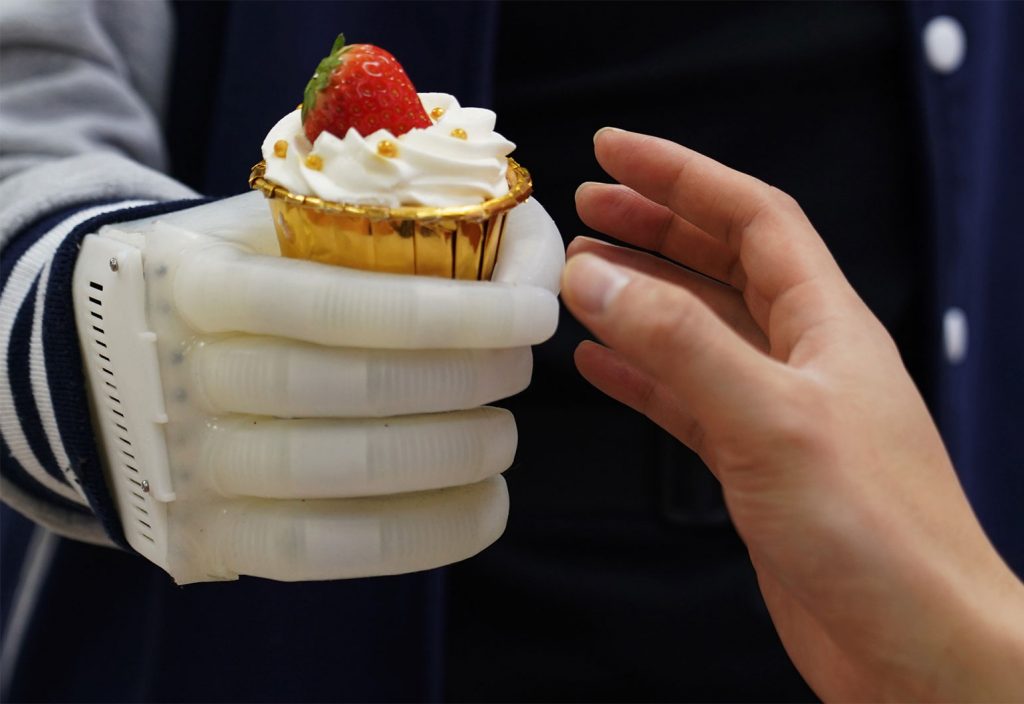 An MIT-developed inflatable robotic hand gives amputees real-time tactile control. (Image: Courtesy of the researchers)