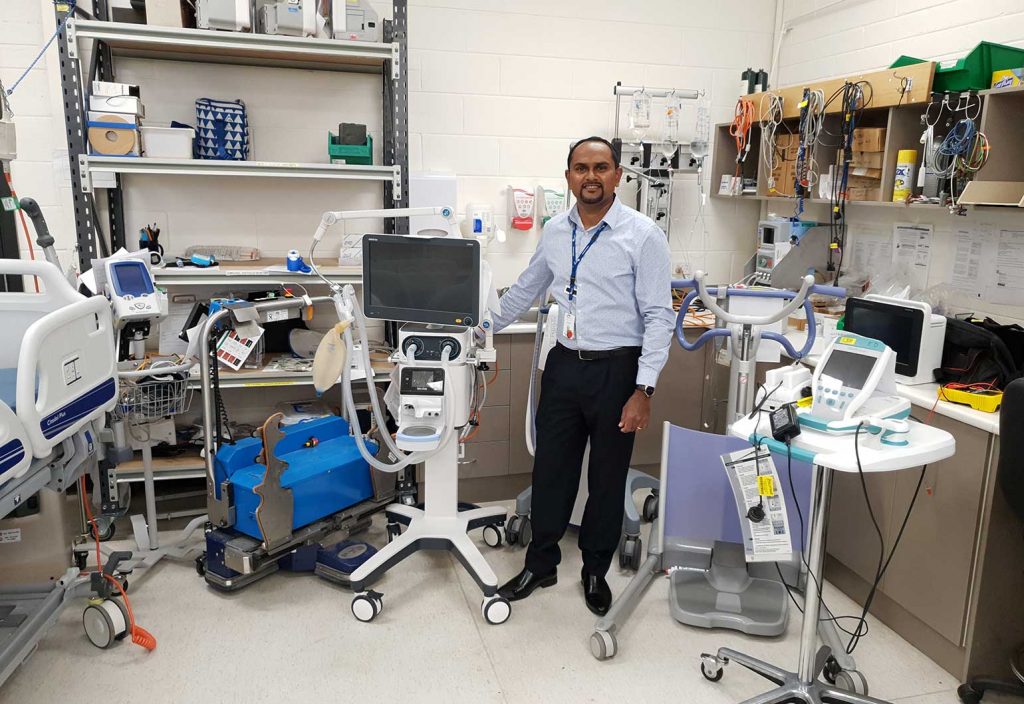 Hospital engineer Sarwan Mudaliar MIEAust CPEng at work.