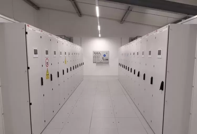 Giving SF6 the flick: new switchgear avoids potent greenhouse gas
