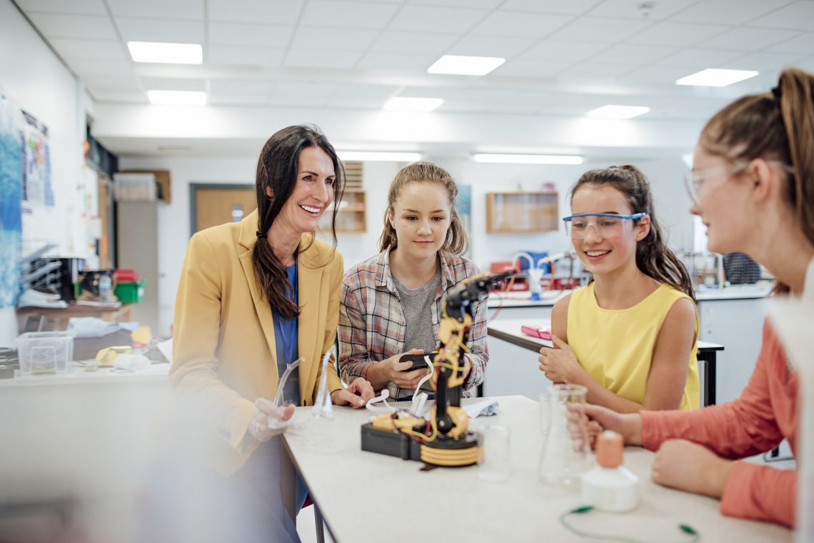 Report finds early education critical for fostering women in engineering careers