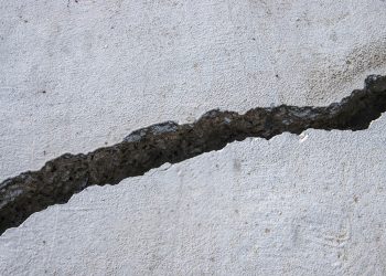 A large crack in concrete - the kind that could be detected using AI