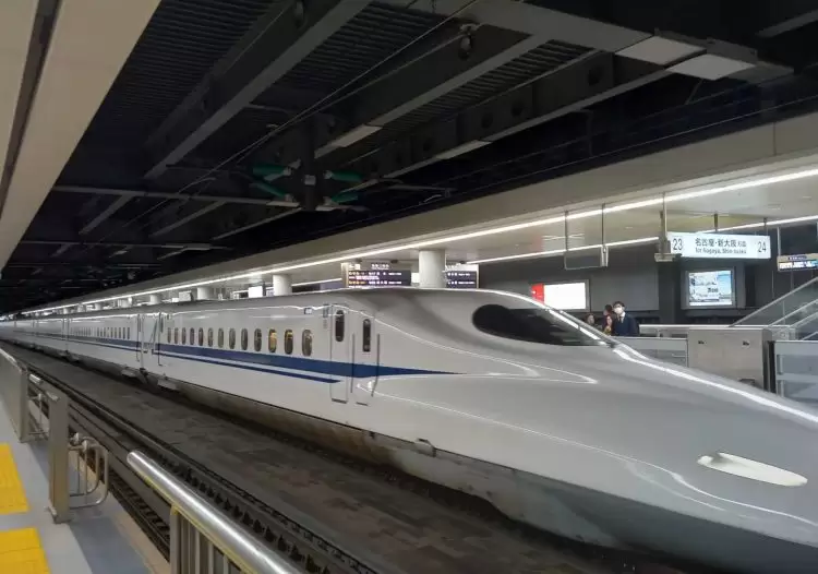 Fast-tracking high-speed rail