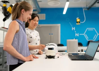 3 ways to solve engineering education challenges