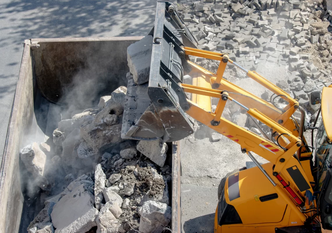 What are the challenges and opportunities of low-carbon concrete?