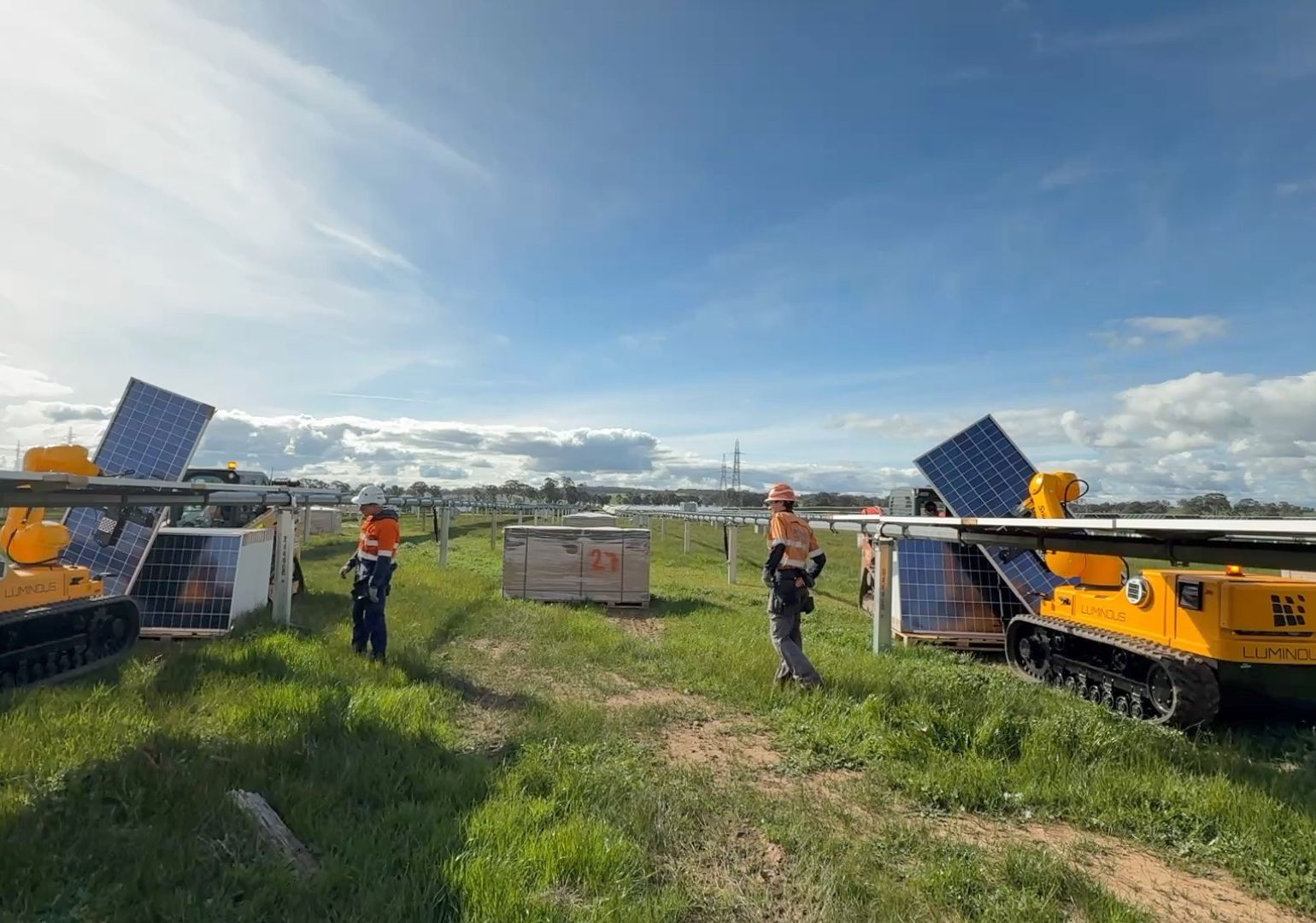 Installation takes place at Goorambat Solar Farm. Image: Luminous