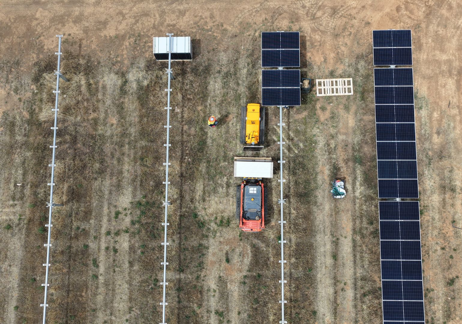 Installation takes place at Goorambat Solar Farm. Image: Luminous