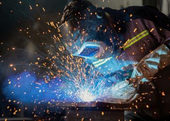 The $15 billion mission to get Australia making things again